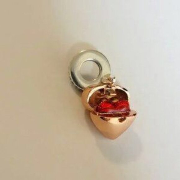 Pandora - Reveal Your Love Heart Locket Pendant - Picture 3 of 5